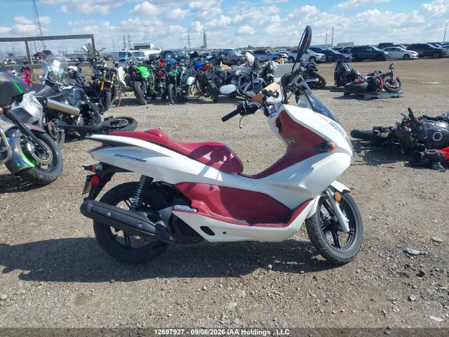 Продаж на аукціоні авто 2013 Honda Pcx 150, vin: MLHKF1222D5000471, номер лоту: 12697927