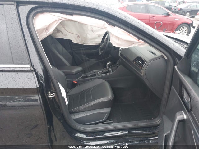 Volkswagen Jetta Highline 2024 3VWGM7BU2RM102211 Image 5