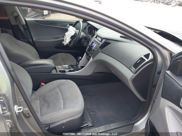 Продажа на аукционе авто 2013 Hyundai Sonata Gls, vin: 5NPEB4ACXDH715103, номер лота: 12697968