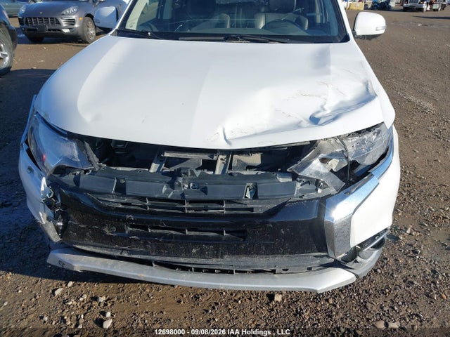 Mitsubishi OUTLANDER GT 2018 JA4JZ4AX2JZ608364 Image 6