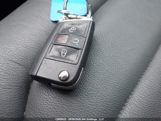 Продажа на аукционе авто 2019 Volkswagen Golf 1.4 Tsi Execline, vin: 3VWS57AUXKM018832, номер лота: 12698022