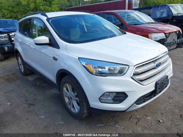 2018 Ford Escape Se მანქანა იყიდება აუქციონზე, vin: 1FMCU9GD1JUC42476, აუქციონის ნომერი: 12688742