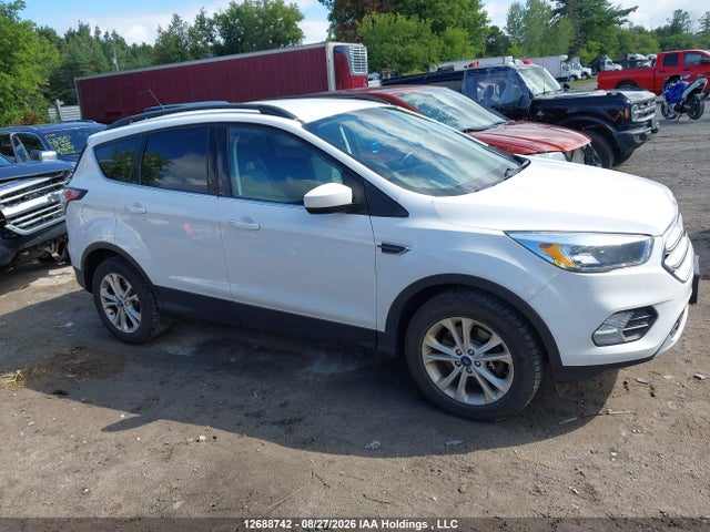 Продаж на аукціоні авто 2018 Ford Escape Se, vin: 1FMCU9GD1JUC42476, номер лоту: 12688742