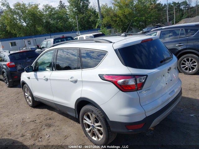 Продаж на аукціоні авто 2018 Ford Escape Se, vin: 1FMCU9GD1JUC42476, номер лоту: 12688742