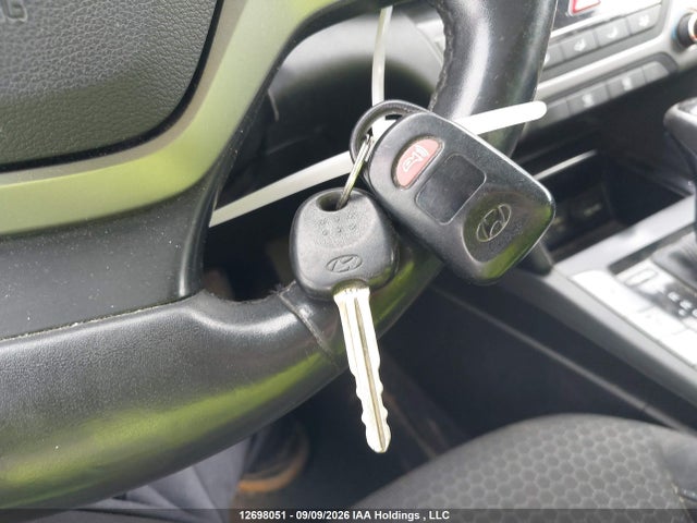 Продажа на аукционе авто 2017 Hyundai Elantra Se/value/limited, vin: KMHD84LF0HU136274, номер лота: 12698051