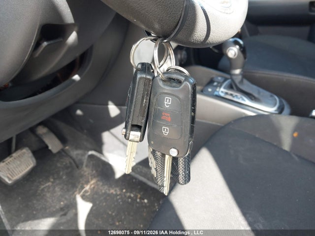 2013 Kia Soul 2.0l 2u/2.0l 4u/2.0l 4u Burner/2.0l 4u Luxury/2.0l 4u Retro მანქანა იყიდება აუქციონზე, vin: KNDJT2A60D7766236, აუქციონის ნომერი: 12698075