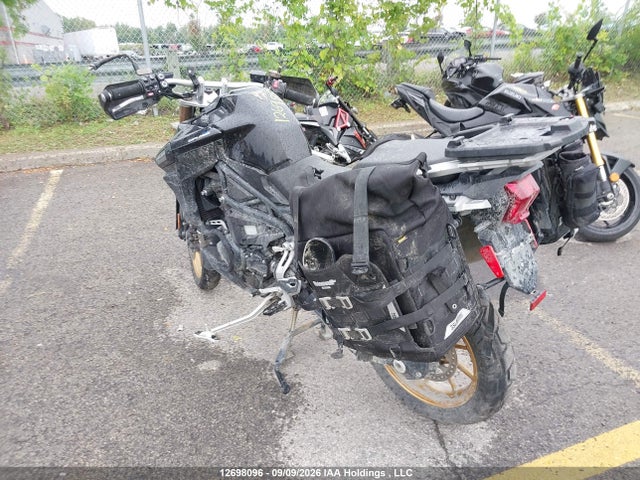 12698096 :رقم المزاد ، SMTF02XK5DJ576181 vin ، 2013 Triumph Motorcycle Tiger Explorer مزاد بيع