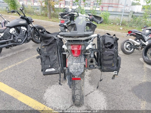 12698096 :رقم المزاد ، SMTF02XK5DJ576181 vin ، 2013 Triumph Motorcycle Tiger Explorer مزاد بيع