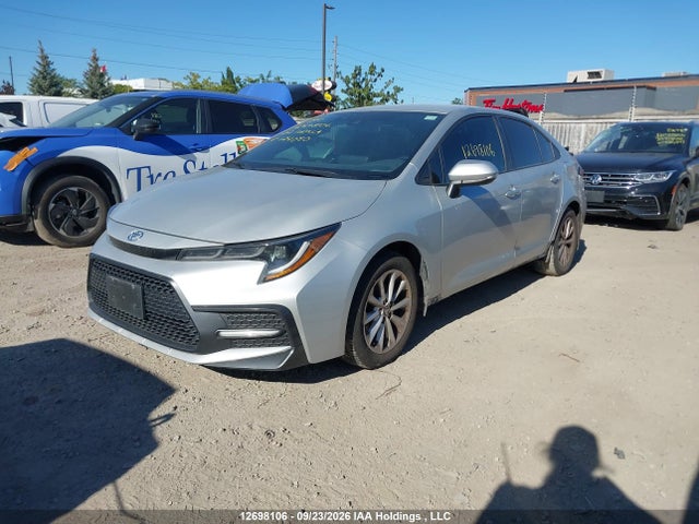 Toyota COROLLA SE 2022 5YFB4MBE3NP124080 Image 2