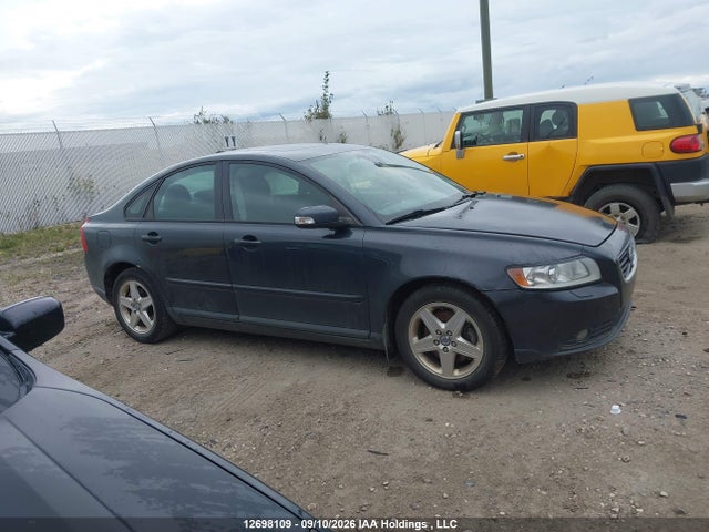 12698109 :رقم المزاد ، YV1MS382092447216 vin ، 2009 Volvo S40 2.4i مزاد بيع