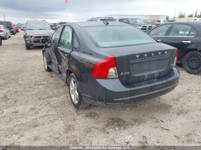 12698109 :رقم المزاد ، YV1MS382092447216 vin ، 2009 Volvo S40 2.4i مزاد بيع