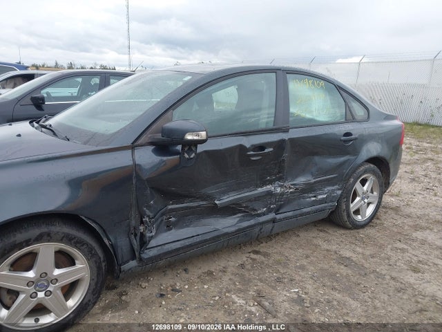 12698109 :رقم المزاد ، YV1MS382092447216 vin ، 2009 Volvo S40 2.4i مزاد بيع