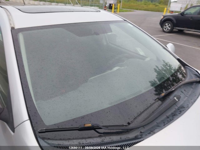 12698111 :رقم المزاد ، 2T1KU4EEXBC644011 vin ، 2011 Toyota Matrix مزاد بيع
