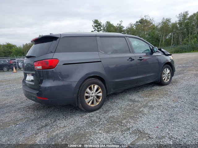 KIA SEDONA LX 2016 KNDMB5C12G6205615 Image 4