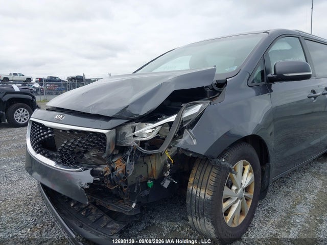 KIA SEDONA LX 2016 KNDMB5C12G6205615 Image 6
