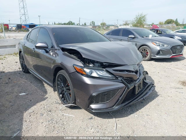 Продаж на аукціоні авто 2022 Toyota Camry Xse, vin: 4T1K31AK0NU585910, номер лоту: 12698150
