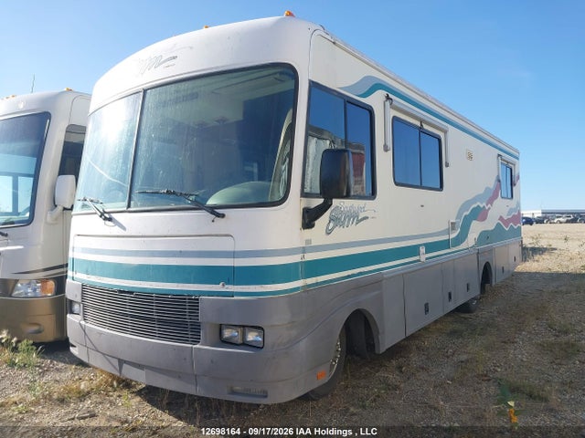 Auction sale of the 1998 Chevrolet P30, vin: 1GBKP37J2W3305337, lot number: 12698164