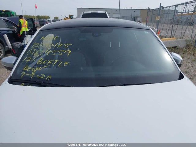 Продаж на аукціоні авто 2017 Volkswagen Beetle Dune, vin: 3VWS17AT3HM634559, номер лоту: 12698175
