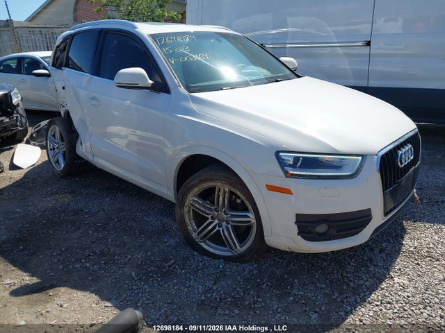 12698184 :رقم المزاد ، WA1FFEFS3FR003164 vin ، 2015 Audi Q3 Prestige مزاد بيع