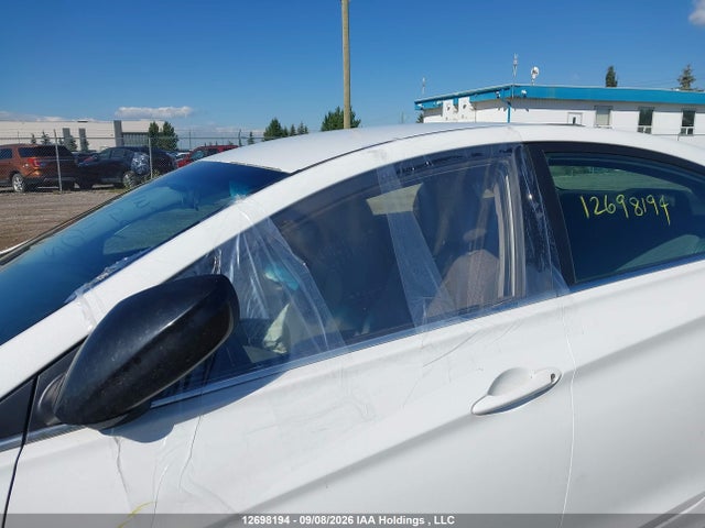 12698194 :رقم المزاد ، 5NPEB4AC0BH106907 vin ، 2011 Hyundai Sonata Gls مزاد بيع