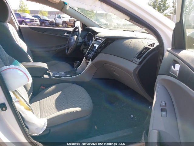 12698194 :رقم المزاد ، 5NPEB4AC0BH106907 vin ، 2011 Hyundai Sonata Gls مزاد بيع