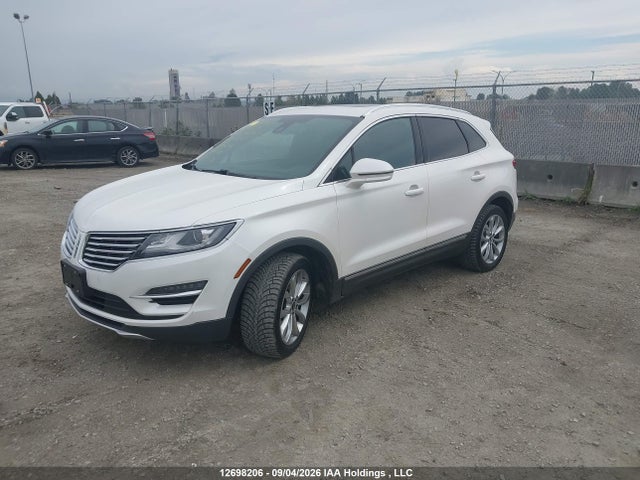 Lincoln MKC SELECT 2017 5LMCJ2D97HUL40838 Image 2