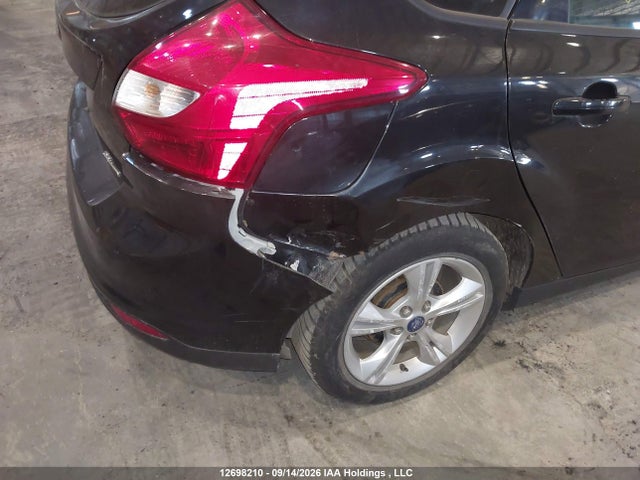 Ford Focus 2014 1FADP3K28EL120248 Image 6