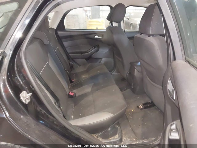 Ford Focus 2014 1FADP3K28EL120248 Image 8