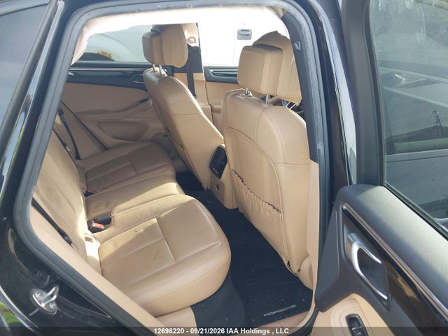 Porsche MACAN S 2019 WP1AB2A53KLB33923 Image 8