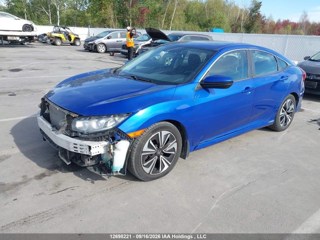 Honda Civic 2017 2HGFC1F44HH108261 Image 2