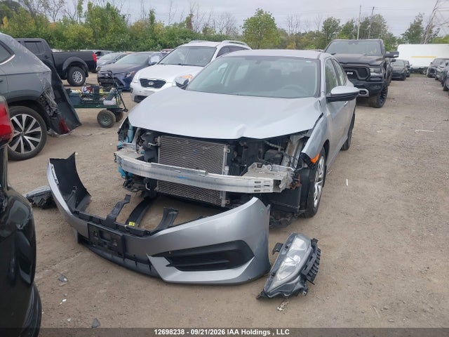 12698238 :رقم المزاد ، 2HGFC2F5XHH021348 vin ، 2017 Honda Civic Lx مزاد بيع