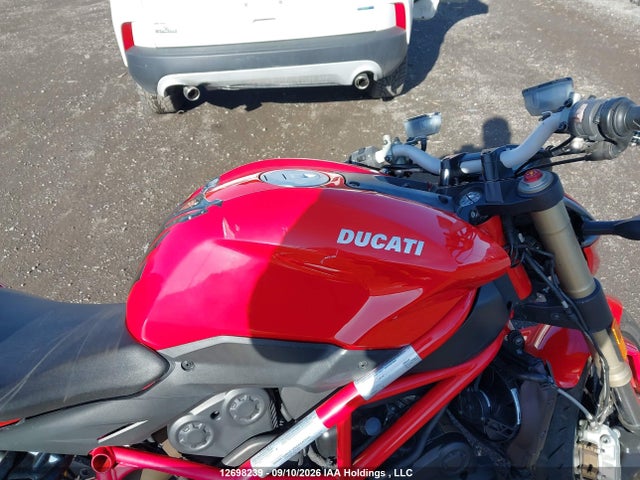 Продаж на аукціоні авто 2013 Ducati Streetfighter 848, vin: ZDM11BMVXDB014196, номер лоту: 12698239