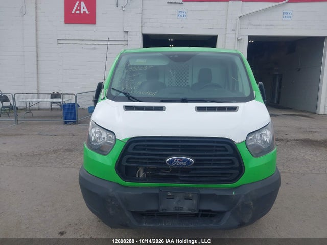 1FTYE1ZGXKKB03718 Ford Transit T-150
