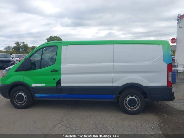 1FTYE1ZGXKKB03718 Ford Transit T-150