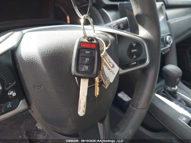 Aukcja sprzedaży 2017 Honda Civic Lx, vin: 2HGFC2F52HH011851, numer aukcji: 12698295