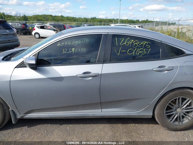 Aukcja sprzedaży 2017 Honda Civic Lx, vin: 2HGFC2F52HH011851, numer aukcji: 12698295