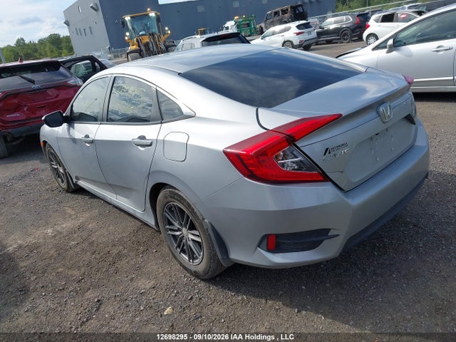Aukcja sprzedaży 2017 Honda Civic Lx, vin: 2HGFC2F52HH011851, numer aukcji: 12698295