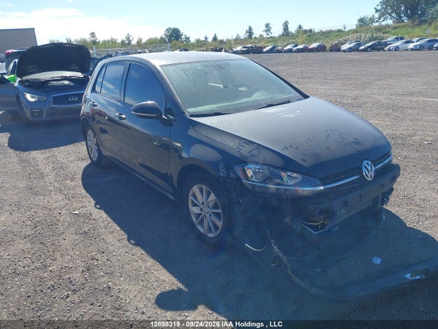 12698319 :رقم المزاد ، 3VWG17AU1JM281727 vin ، 2018 Volkswagen Golf 1.8 Tsi Highline/1.8 Tsi Trendline/comfortline مزاد بيع