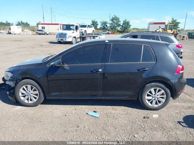 12698319 :رقم المزاد ، 3VWG17AU1JM281727 vin ، 2018 Volkswagen Golf 1.8 Tsi Highline/1.8 Tsi Trendline/comfortline مزاد بيع