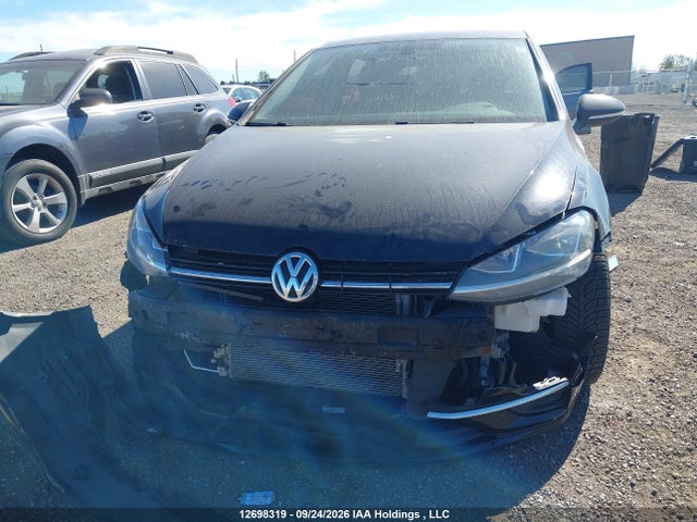 12698319 :رقم المزاد ، 3VWG17AU1JM281727 vin ، 2018 Volkswagen Golf 1.8 Tsi Highline/1.8 Tsi Trendline/comfortline مزاد بيع