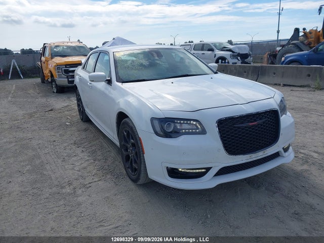 Aukcja sprzedaży 2023 Chrysler 300 Touring-l Awd, vin: 2C3CCASG5PH561289, numer aukcji: 12698329