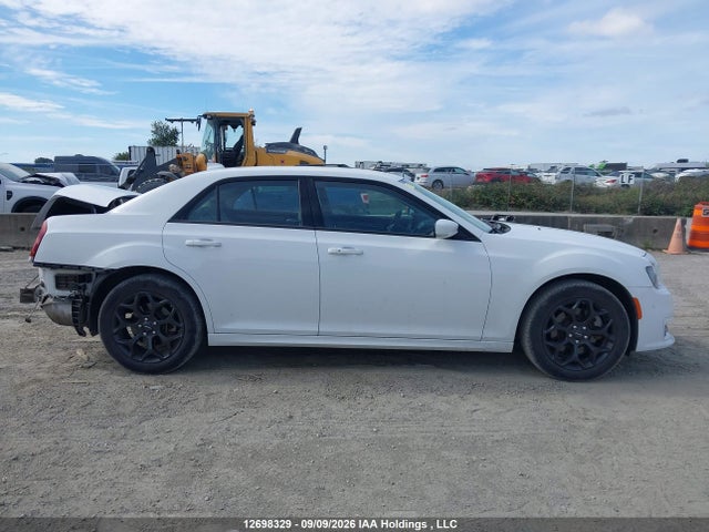 Aukcja sprzedaży 2023 Chrysler 300 Touring-l Awd, vin: 2C3CCASG5PH561289, numer aukcji: 12698329