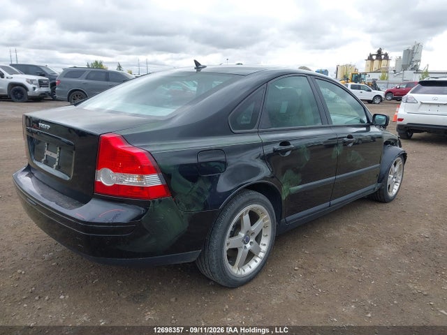 2005 Volvo S40 2.4i მანქანა იყიდება აუქციონზე, vin: YV1MS382152060314, აუქციონის ნომერი: 12698357