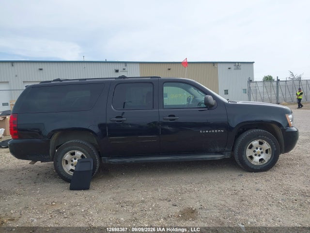 Продажа на аукционе авто 2013 Chevrolet Suburban K1500 Ls, vin: 1GNSKHE75DR112941, номер лота: 12698367