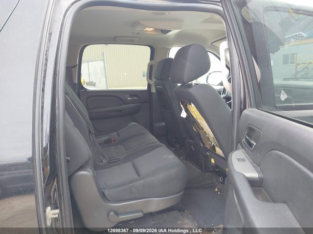 Продажа на аукционе авто 2013 Chevrolet Suburban K1500 Ls, vin: 1GNSKHE75DR112941, номер лота: 12698367