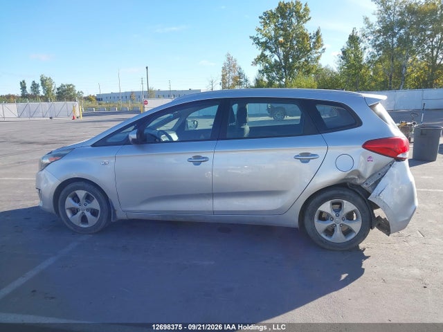 Aukcja sprzedaży 2015 Kia Rondo Lx/lx Value/lx Winter Edition, vin: KNAHT8A34F7076268, numer aukcji: 12698375