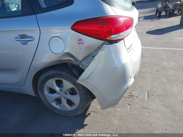 Aukcja sprzedaży 2015 Kia Rondo Lx/lx Value/lx Winter Edition, vin: KNAHT8A34F7076268, numer aukcji: 12698375