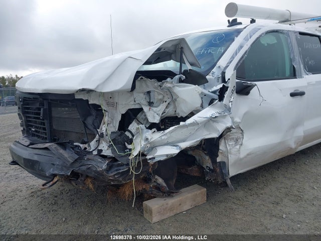 2024 Chevrolet Silverado K1500 მანქანა იყიდება აუქციონზე, vin: 1GCUDAED8RZ382102, აუქციონის ნომერი: 12698378