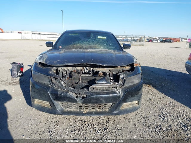 2015 Dodge Charger Sxt მანქანა იყიდება აუქციონზე, vin: 2C3CDXHG1FH835528, აუქციონის ნომერი: 12698382