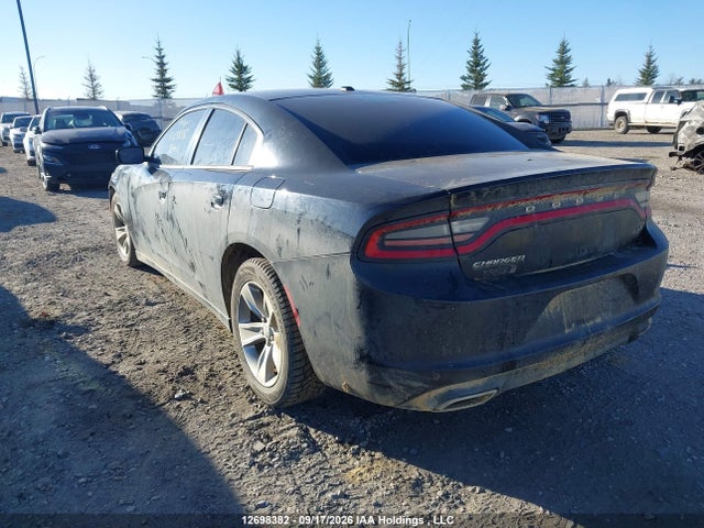 2015 Dodge Charger Sxt მანქანა იყიდება აუქციონზე, vin: 2C3CDXHG1FH835528, აუქციონის ნომერი: 12698382